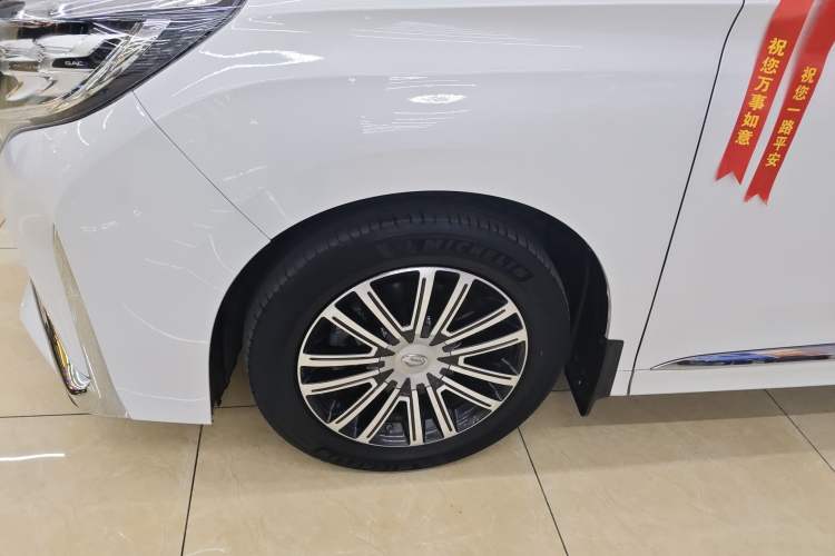 Used GAC Trumpchi M8 2021 Lingxiu Series 390T Deluxe Edition Left Front Wheel Hub