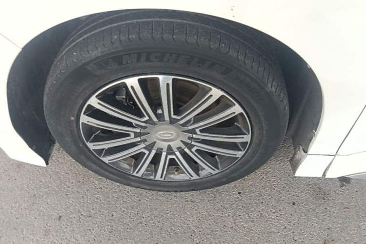Used GAC Trumpchi M8 2021 Master Series 390T Prestige Edition Left Front Wheel Hub