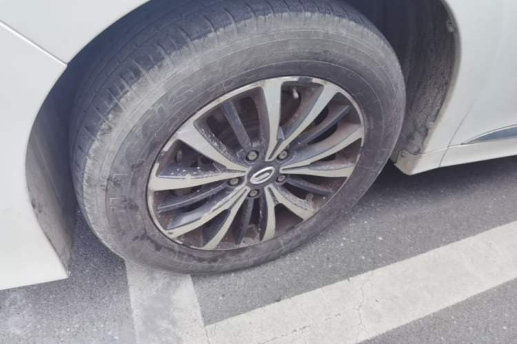 Used GAC Trumpchi M8 2021 Lingxiu Series 390T Deluxe Edition Left Front Wheel Hub