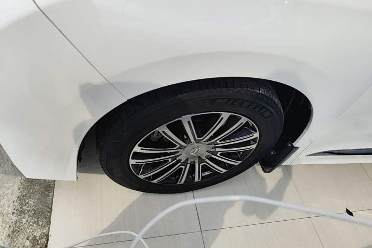 Used GAC Trumpchi M8 2021 Lingxiu Series 390T Ultimate Edition Left Front Wheel Hub