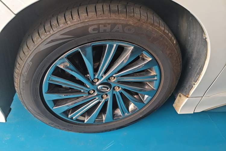 Used GAC Trumpchi M8 2021 Master Series 390T Ultimate Edition Left Front Wheel Hub