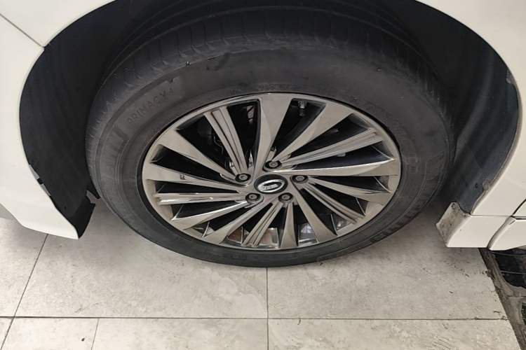 Used GAC Trumpchi M8 2021 Master Series 390T Ultimate Edition Left Front Wheel Hub