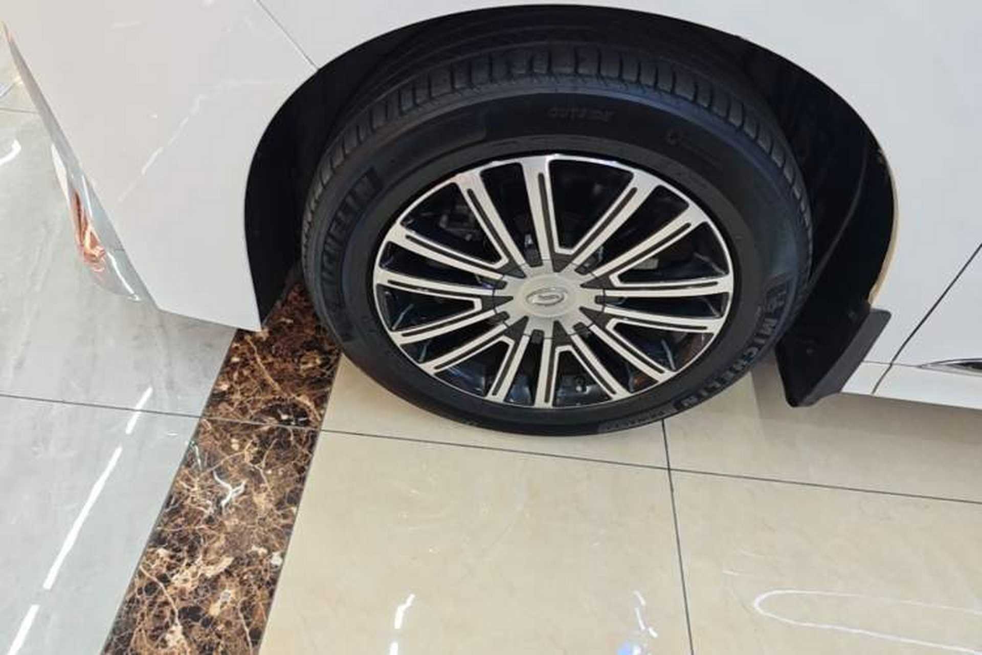 Used GAC Trumpchi M8 2021 Lingxiu Series 390T Deluxe Edition Left Front Wheel Hub