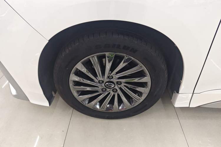 Used GAC Trumpchi M8 2021 Master Series 390T Ultimate Edition Left Front Wheel Hub