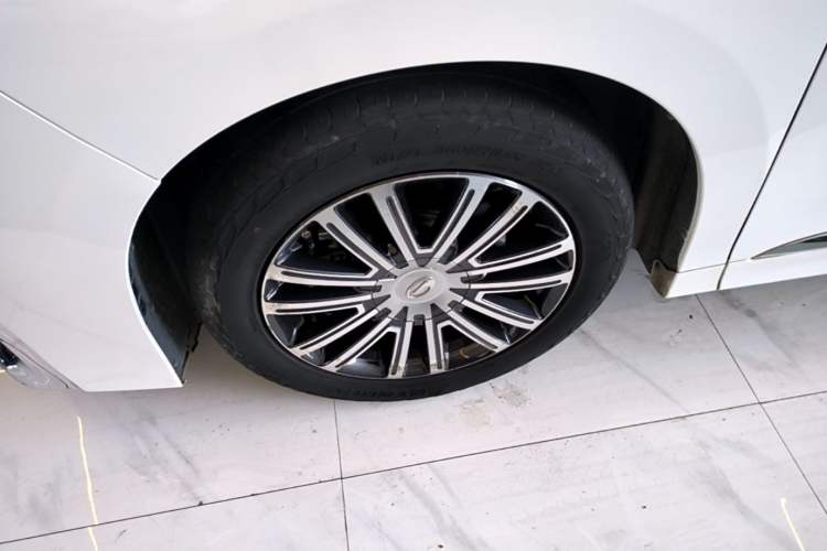 Used GAC Trumpchi M8 2021 Lingxiu Series 390T Deluxe Edition Left Front Wheel Hub