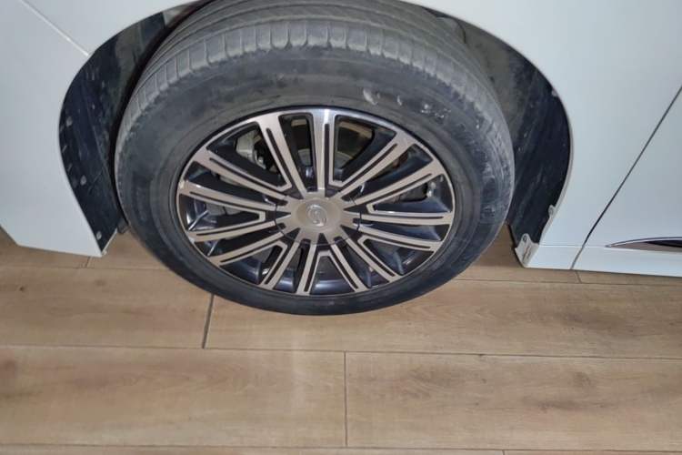 Used GAC Trumpchi M8 2021 Lingxiu Series 390T Deluxe Edition Left Front Wheel Hub