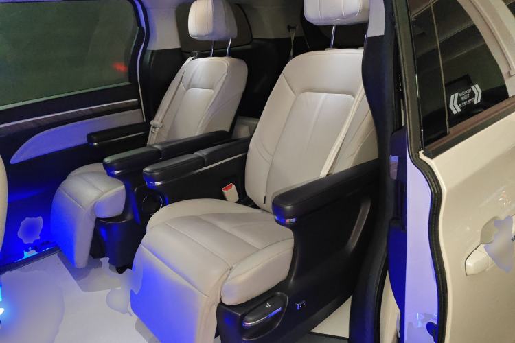 Used GAC Trumpchi M8 2021 Master Series 390T Ultimate Edition Left Rear Seat