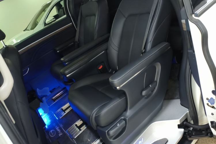 Used GAC Trumpchi M8 2021 Lingxiu Series 390T Deluxe Edition Left Rear Seat