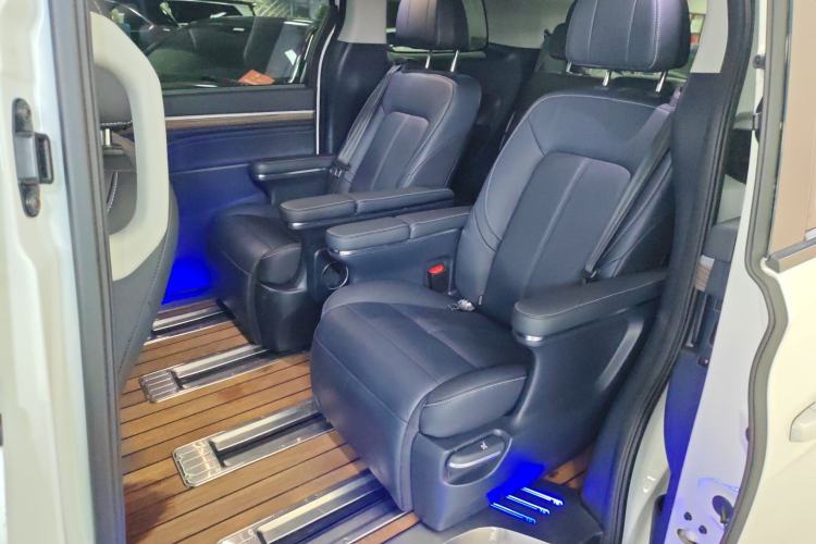 Used GAC Trumpchi M8 2021 Master Series 390T Prestige Edition Left Rear Seat