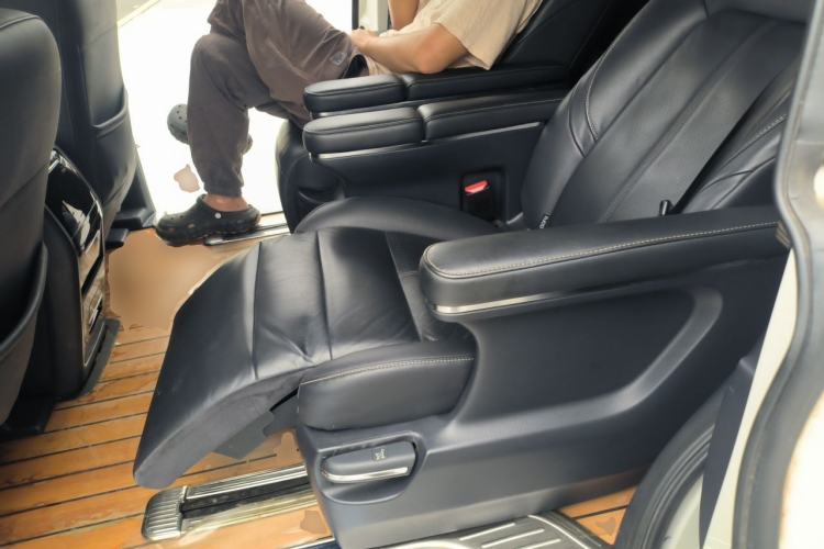 Used GAC Trumpchi M8 2021 Master Series 390T Prestige Edition Left Rear Seat
