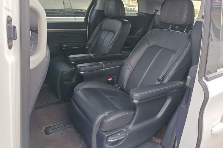 Used GAC Trumpchi M8 2021 Lingxiu Series 390T Ultimate Edition Left Rear Seat