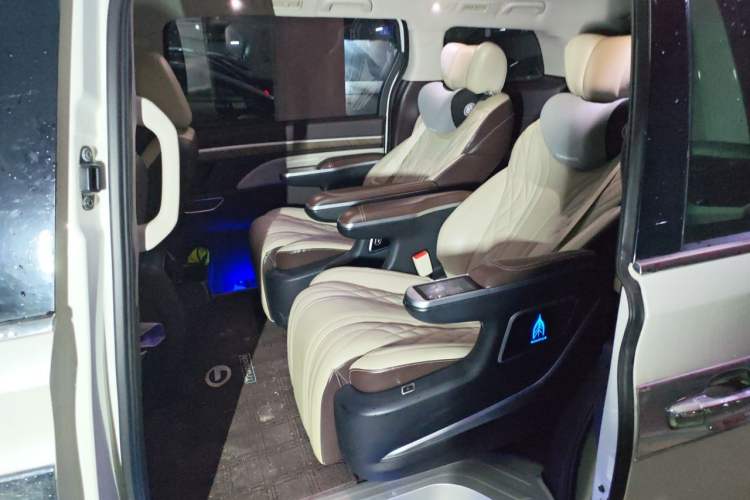 Used GAC Trumpchi M8 2021 Revised Version Lingxiu Series 390T Luxury Edition Left Rear Seat