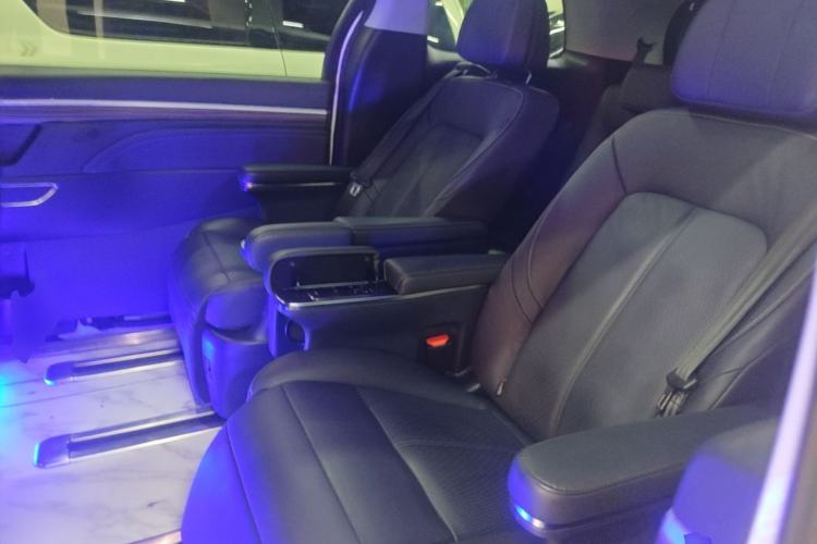 Used GAC Trumpchi M8 2021 Master Series 390T Ultimate Edition Left Rear Seat