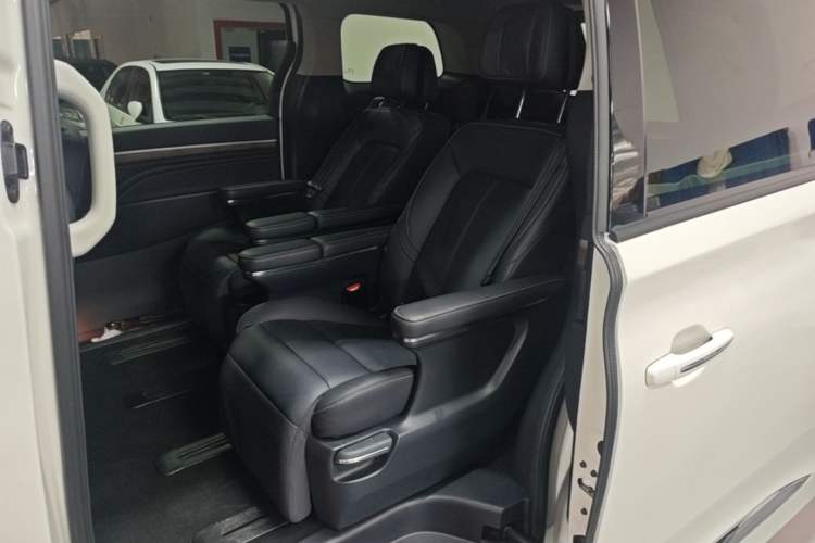 Used GAC Trumpchi M8 2021 Lingxiu Series 390T Ultimate Edition Left Rear Seat