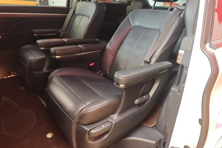 Used GAC Trumpchi M8 2021 Lingxiu Series 390T Deluxe Edition Left Rear Seat