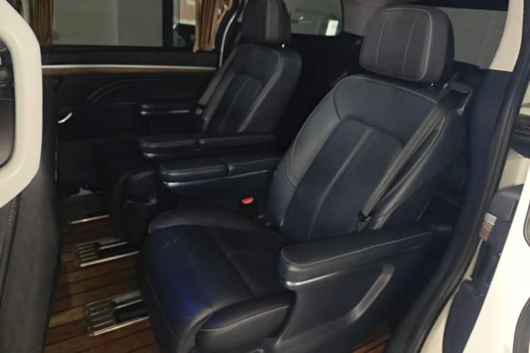 Used GAC Trumpchi M8 2021 Master Series 390T Ultimate Edition Left Rear Seat