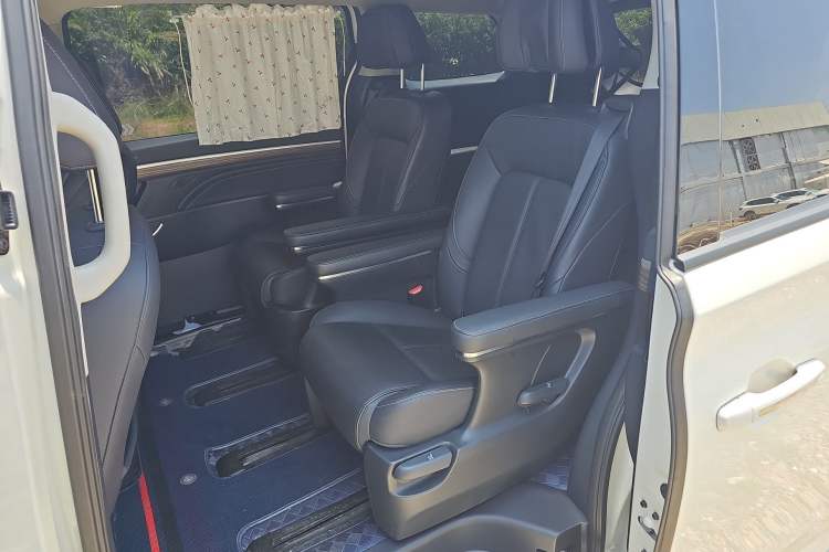 Used GAC Trumpchi M8 2021 Lingxiu Series 390T Deluxe Edition Left Rear Seat