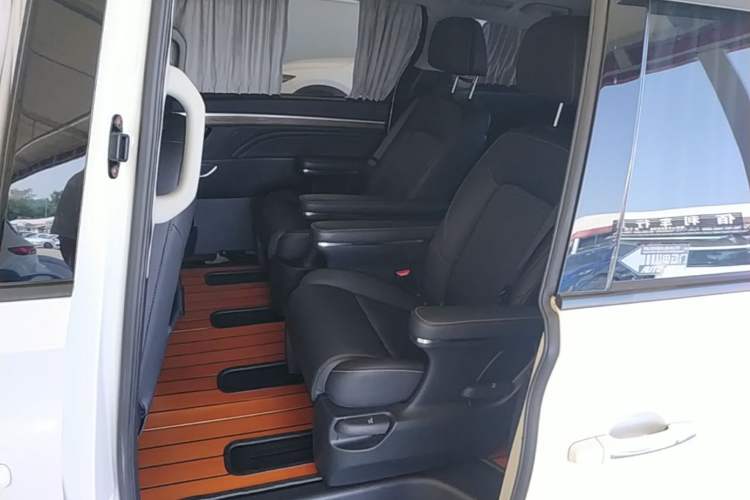 Used GAC Trumpchi M8 2021 Lingxiu Series 390T Luxury Edition Left Rear Seat