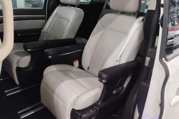 Used GAC Trumpchi M8 2021 Lingxiu Series 390T Deluxe Edition Left Rear Seat