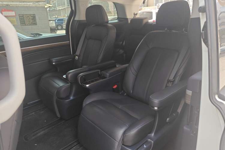 Used GAC Trumpchi M8 2021 Lingxiu Series 390T Deluxe Edition Left Rear Seat
