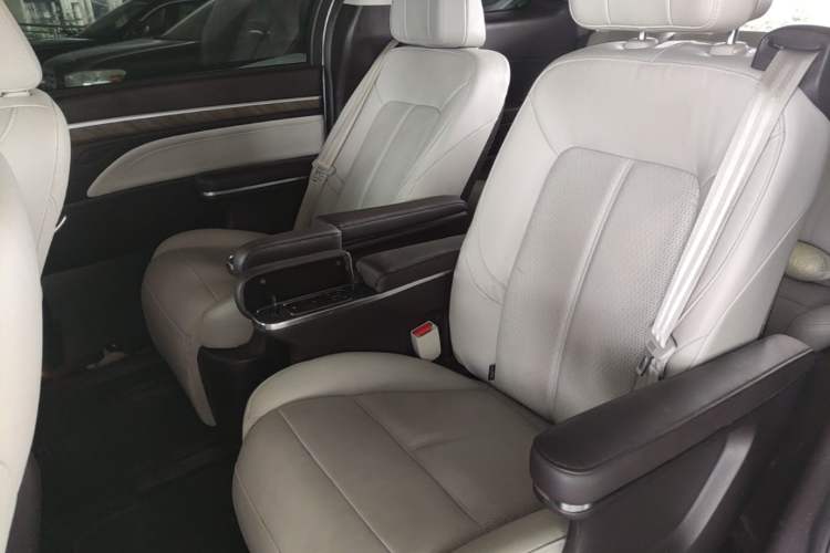 Used GAC Trumpchi M8 2021 Master Series 390T Ultimate Edition Left Rear Seat