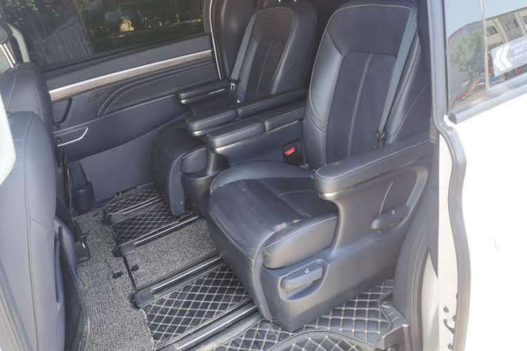 Used GAC Trumpchi M8 2021 Lingxiu Series 390T Deluxe Edition Left Rear Seat