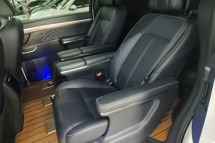 Used GAC Trumpchi M8 2021 Lingxiu Series 390T Ultimate Edition Left Rear Seat