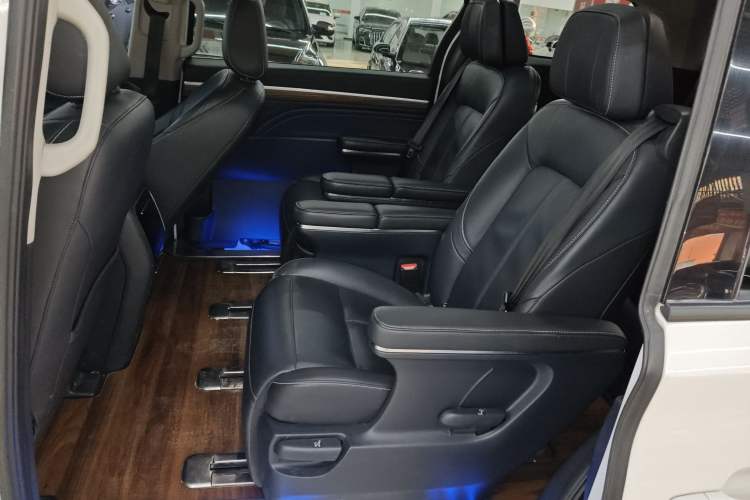 Used GAC Trumpchi M8 2021 Lingxiu Series 390T Deluxe Edition Left Rear Seat