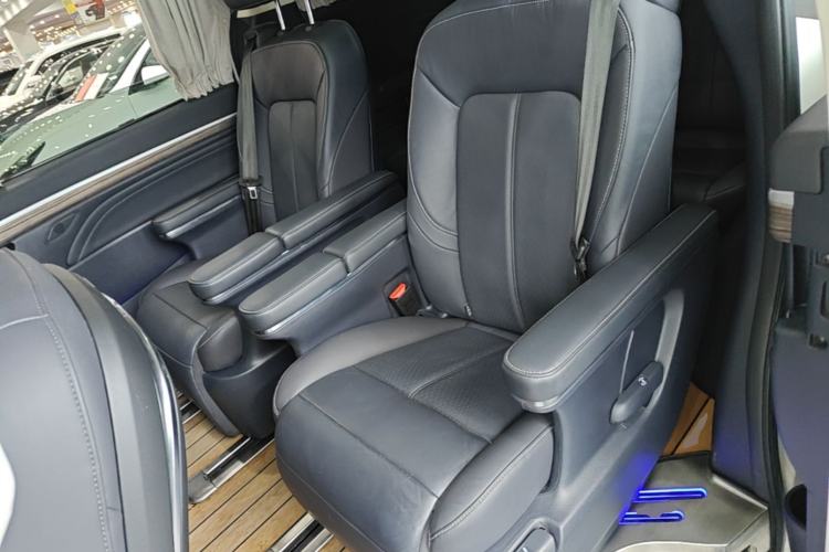 Used GAC Trumpchi M8 2021 Lingxiu Series 390T Deluxe Edition Left Rear Seat