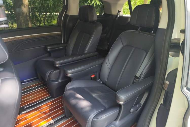 Used GAC Trumpchi M8 2021 Lingxiu Series 390T Deluxe Edition Left Rear Seat
