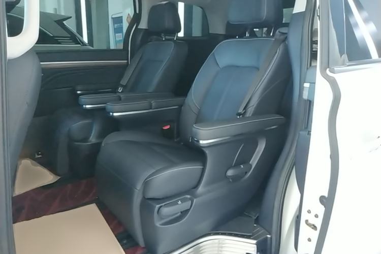 Used GAC Trumpchi M8 2021 Lingxiu Series 390T Deluxe Edition Left Rear Seat