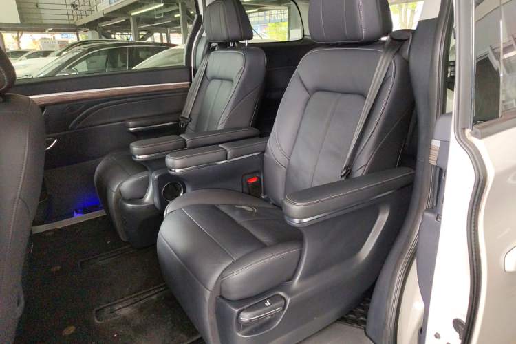 Used GAC Trumpchi M8 2021 Master Series 390T Prestige Edition Left Rear Seat