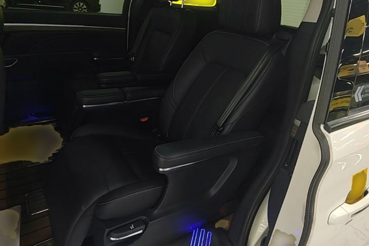 Used GAC Trumpchi M8 2021 Lingxiu Series 390T Ultimate Edition Left Rear Seat