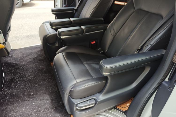 Used GAC Trumpchi M8 2021 Master Series 390T Ultimate Edition Left Rear Seat
