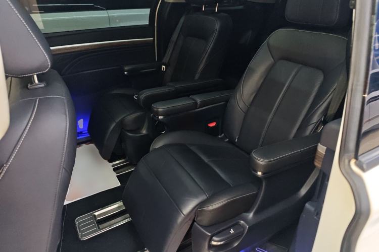 Used GAC Trumpchi M8 2021 Master Series 390T Ultimate Edition Left Rear Seat