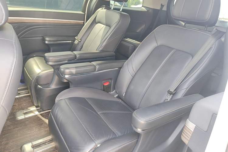 Used GAC Trumpchi M8 2021 Lingxiu Series 390T Ultimate Edition Left Rear Seat