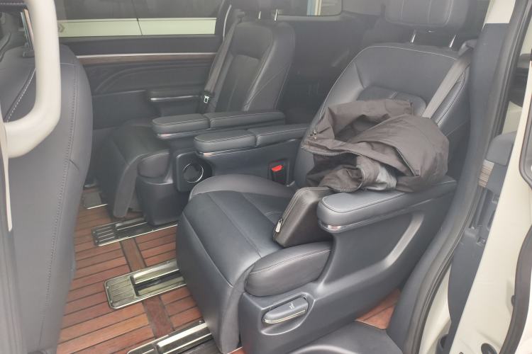 Used GAC Trumpchi M8 2021 Master Series 390T Ultimate Edition Left Rear Seat