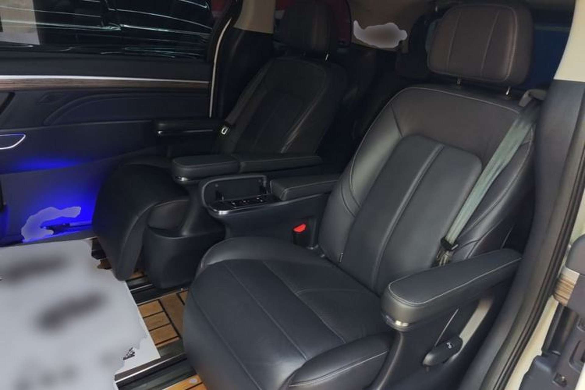 Used GAC Trumpchi M8 2021 Lingxiu Series 390T Deluxe Edition Left Rear Seat