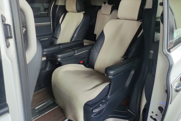 Used GAC Trumpchi M8 2021 Master Series 390T Ultimate Edition Left Rear Seat