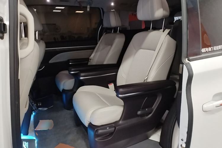 Used GAC Trumpchi M8 2021 Revised Version Lingxiu Series 390T Luxury Edition Left Rear Seat