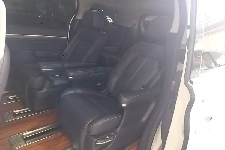 Used GAC Trumpchi M8 2021 Master Series 390T Ultimate Edition Left Rear Seat