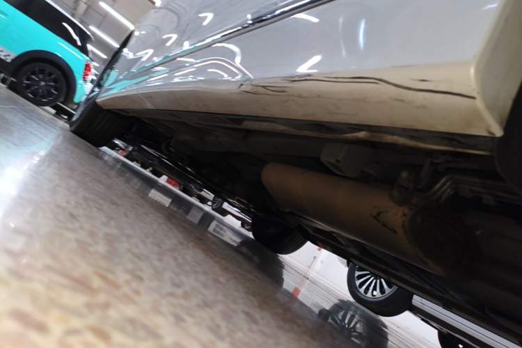 Used GAC Trumpchi M8 2021 Lingxiu Series 390T Deluxe Edition Left Side Sill