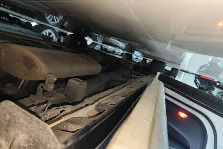 Used GAC Trumpchi M8 2021 Master Series 390T Prestige Edition Left Side Sill