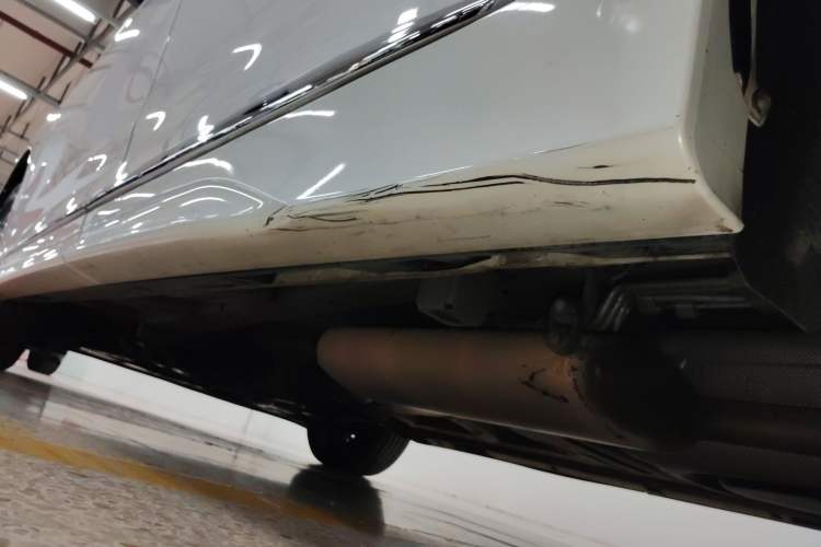 Used GAC Trumpchi M8 2021 Lingxiu Series 390T Deluxe Edition Left Side Sill