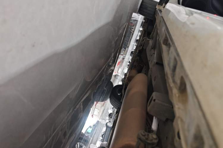 Used GAC Trumpchi M8 2021 Lingxiu Series 390T Ultimate Edition Left Side Sill