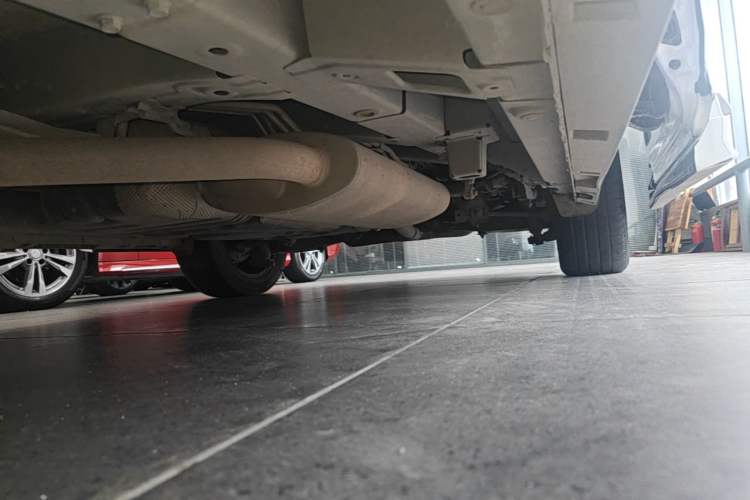 Used GAC Trumpchi M8 2021 Lingxiu Series 390T Deluxe Edition Left Side Sill