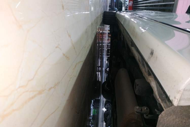 Used GAC Trumpchi M8 2021 Lingxiu Series 390T Deluxe Edition Left Side Sill
