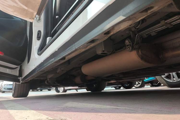 Used GAC Trumpchi M8 2021 Lingxiu Series 390T Deluxe Edition Left Side Sill