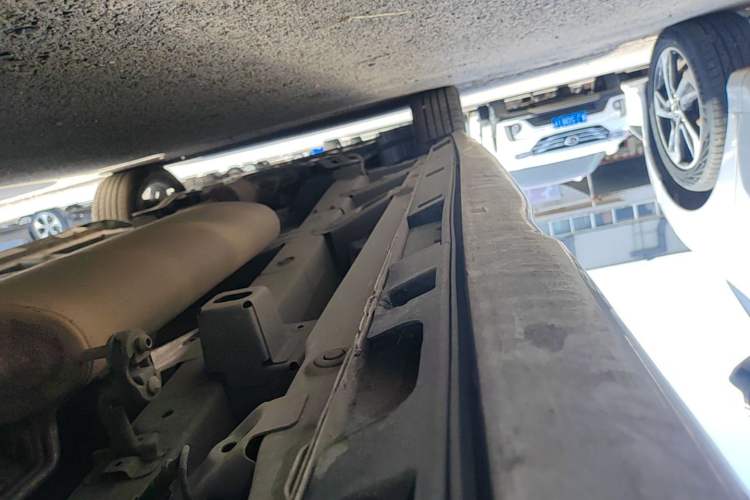 Used GAC Trumpchi M8 2021 Lingxiu Series 390T Ultimate Edition Left Side Sill