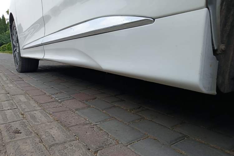 Used GAC Trumpchi M8 2021 Lingxiu Series 390T Ultimate Edition Left Side Sill